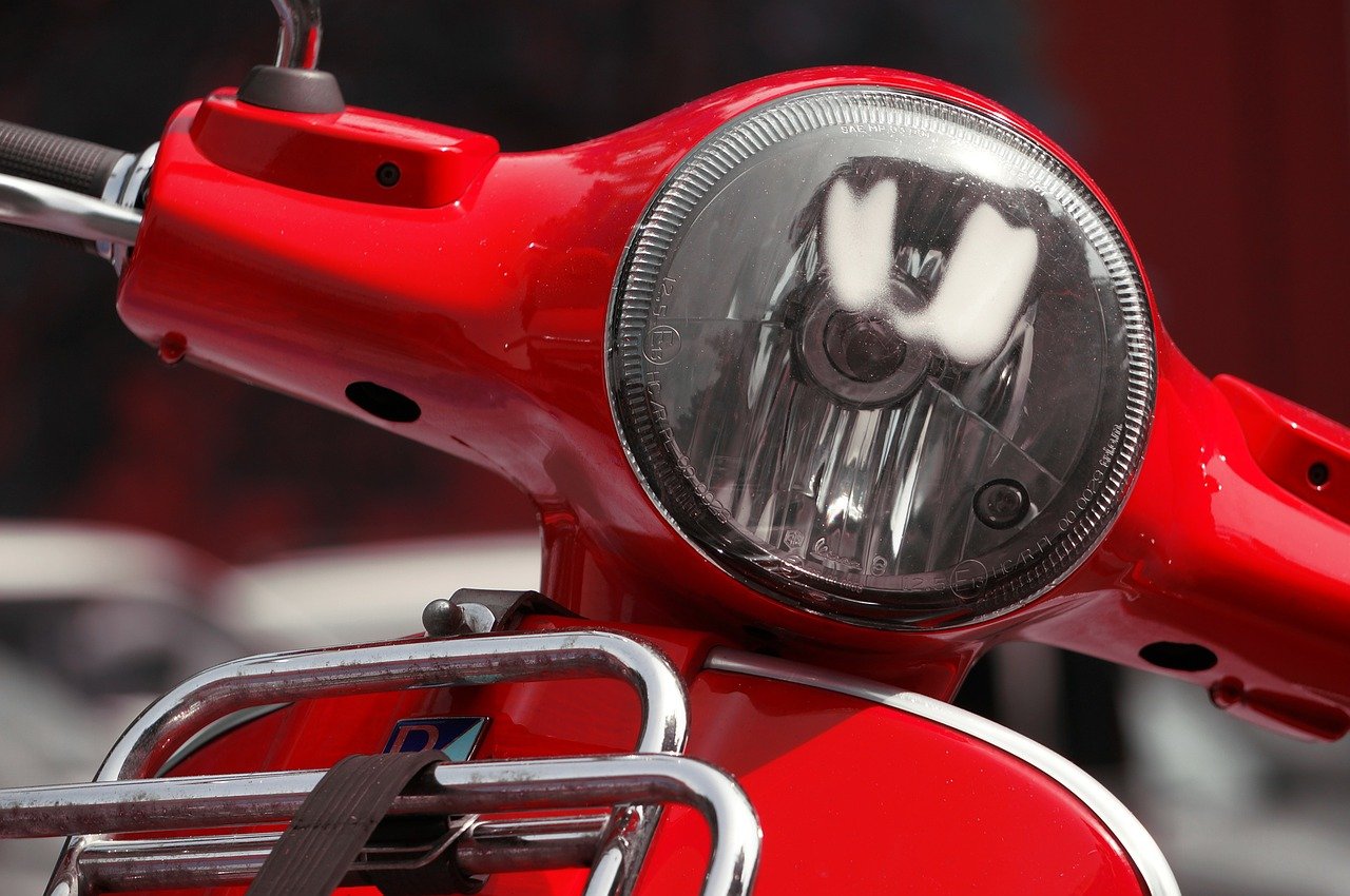 1. März: Stichtag für das neue Mopedkennzeichen